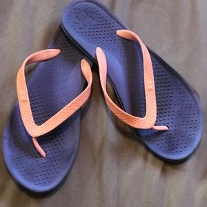 Women’s under armour sandle